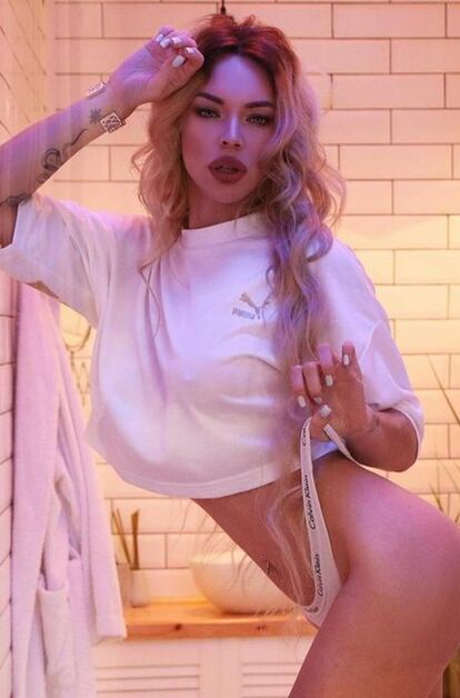 Моника - фото